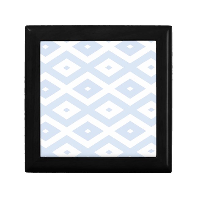 Pale blue and white diamond pattern gift box (Front)