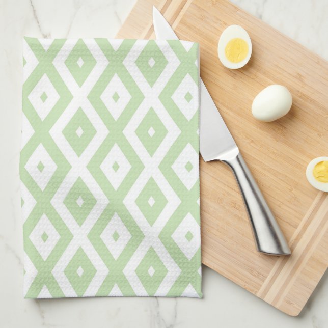 Pale green and white diamond pattern kitchen towel (Quarter Fold)