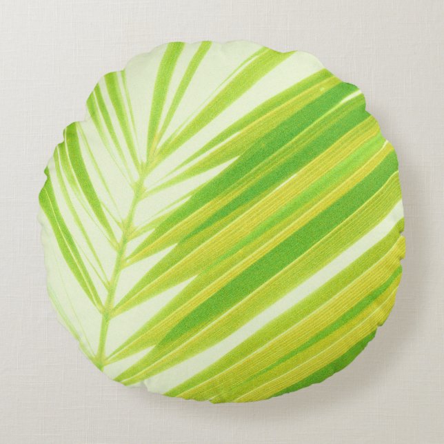 Pale Green Pastel Palm Leaves Round Pillow (Front)