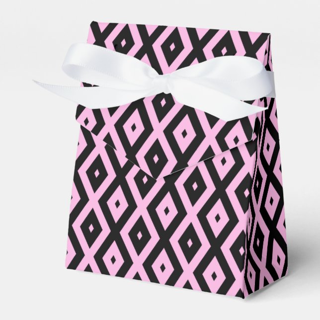 Pale pink and black diamond pattern favor boxes (Front Side)