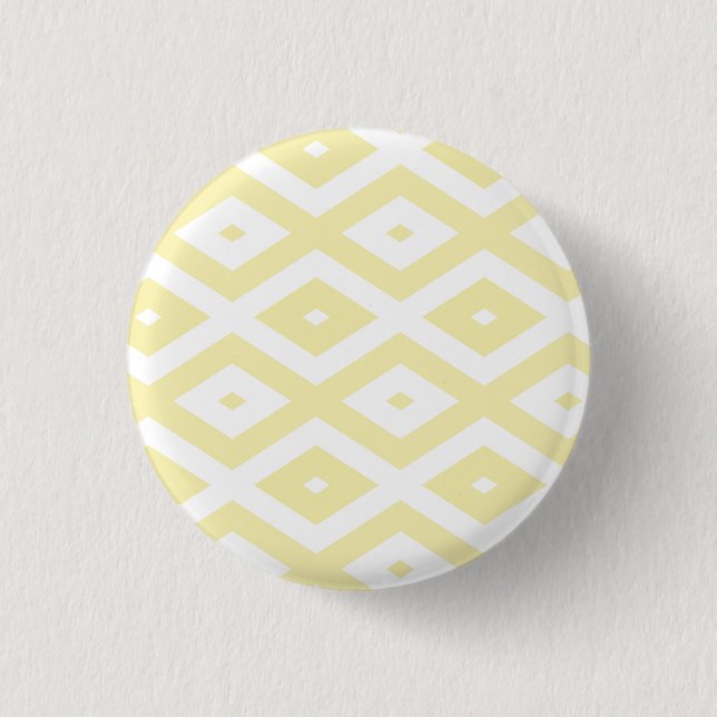 Pale yellow and white diamond pattern button (Front)