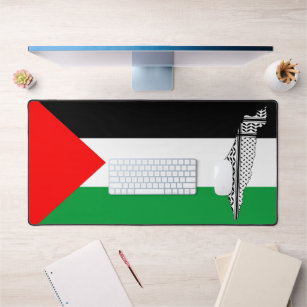 Palestine Flag and Map with Keffiyeg Pattern Desk Mat