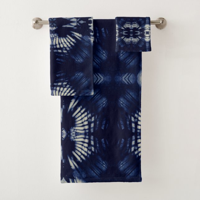 Palm Leaf in Delft Blue | Symmetrical Botanical Bath Towel Set (Insitu)