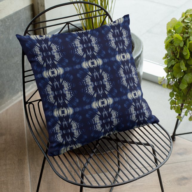 Palm Leaf in Delft Blue | Symmetrical Botanical Throw Pillow (Creator Uploaded)