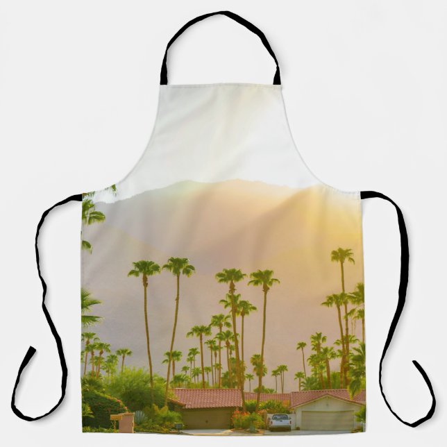 Palm Springs sunset day with mountains and palm tr Apron (Front)