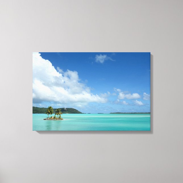 Palm tree in Bora Bora lagoon canvas print (Front)