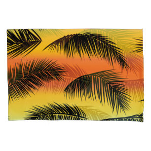 Palm tree leaves: seamless pattern. pillow case