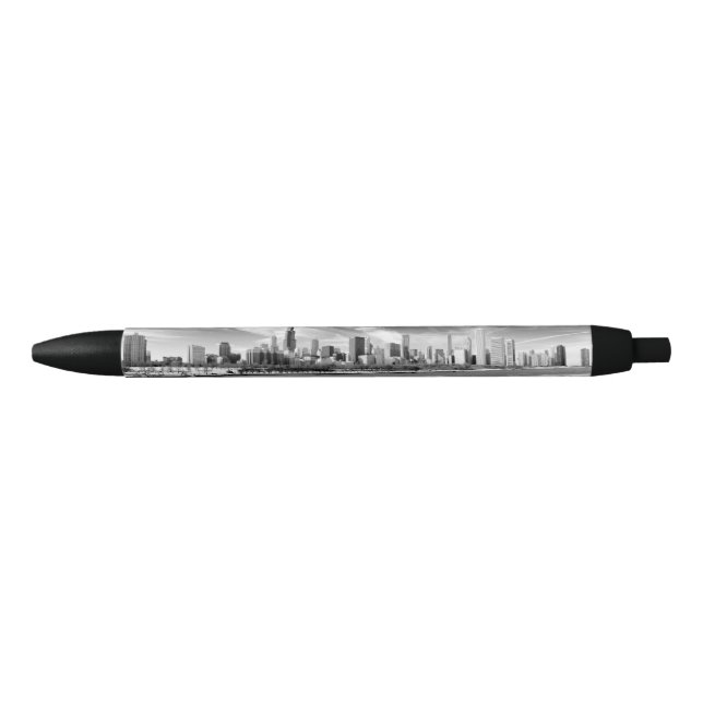 Panoramic view of Chicago skyline in winter Pen (Front)