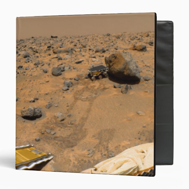 Panoramic view of Mars 5 3 Ring Binder (Front/Inside)