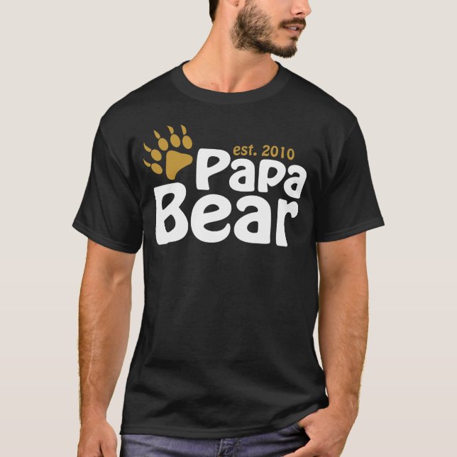 papa bear claw est 2010 T-Shirt (Front)