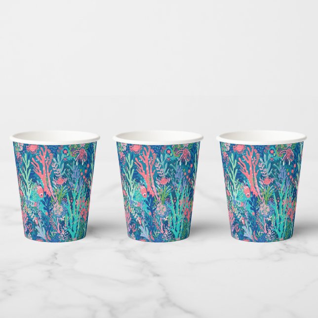 Paper cup in stylish graphic (Multi)