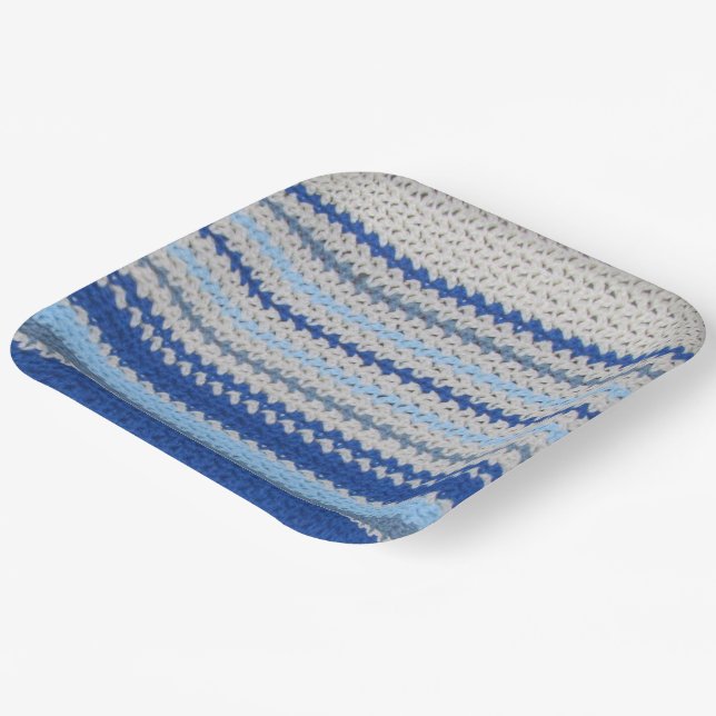 Paper Plate - Crochet Pattern in Blue and White (Angled)