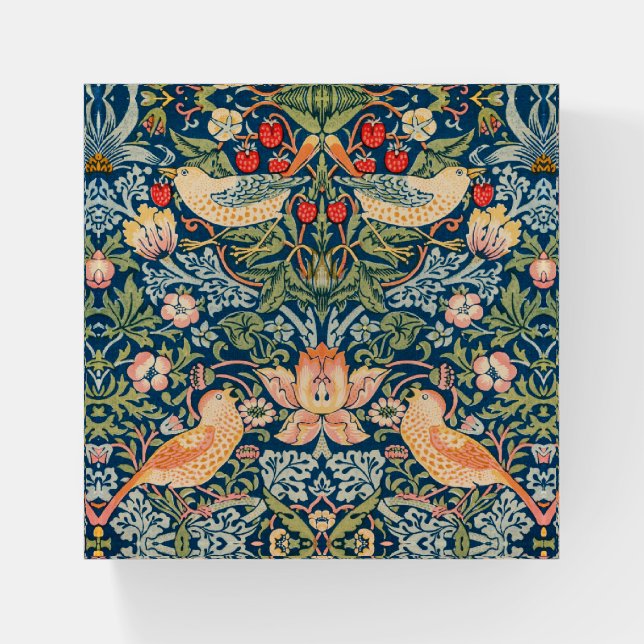 PAPERWEIGHT : WILLIAM MORRIS : STRAWBERRY THIEVES (Front)