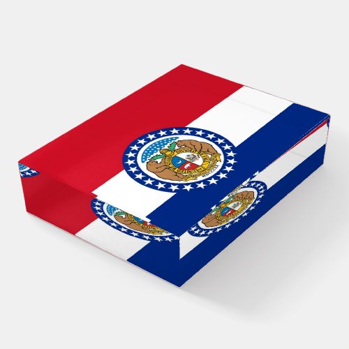 Paperweight with flag of Missouri USA