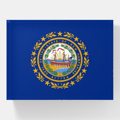 Paperweight with flag of New Hampshire USA