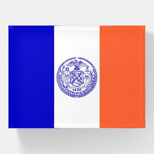 Paperweight with flag of New York City, USA (Front)