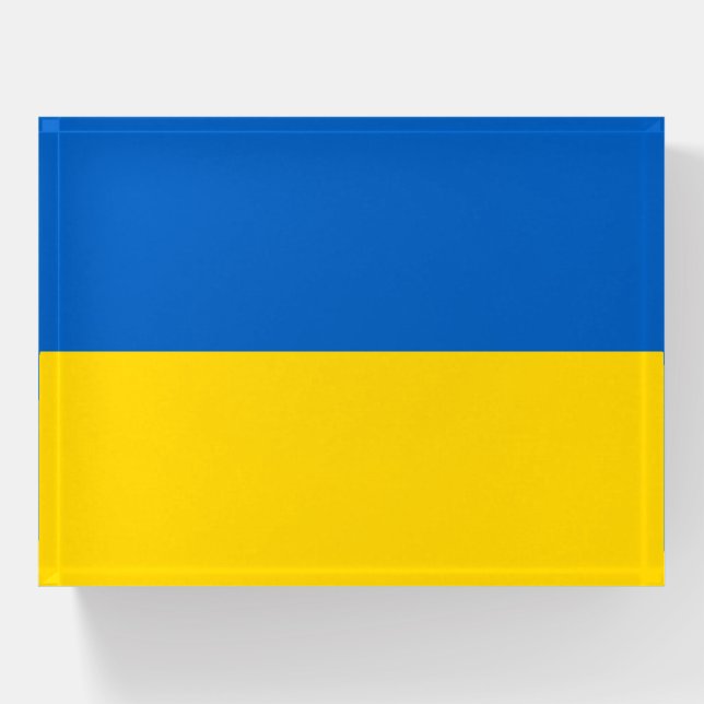 Paperweight with flag of Ukraine (Front)