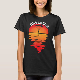 Parachuting Skydiver Vintage Sunset Parachutist Sk T-Shirt