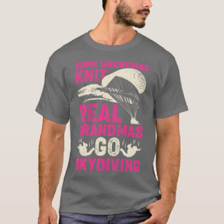 Parachuting Skydiving Grandma Gift T-Shirt