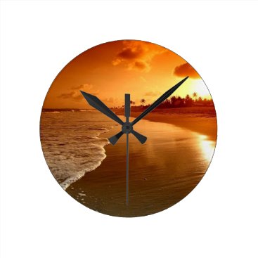 paradise beach hawaii round clock paradise beach hawaii round clock