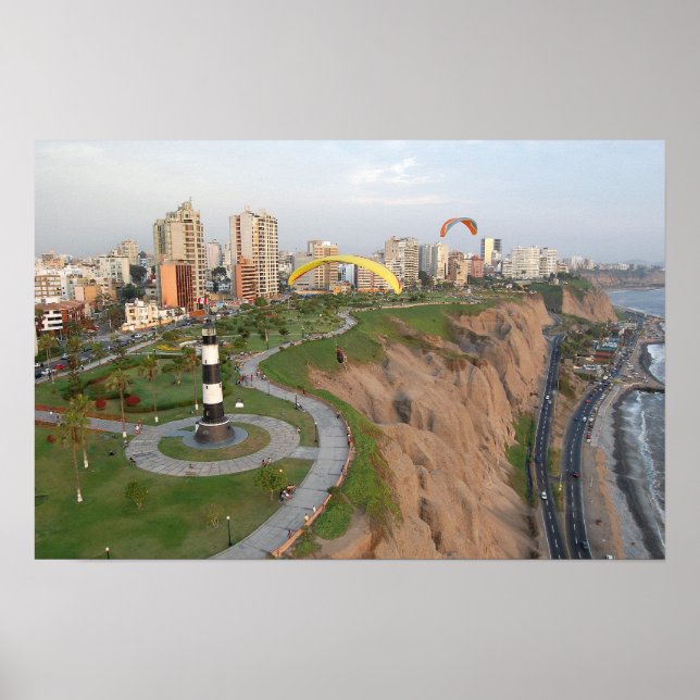 Paragliding in Peru Poster (Front)