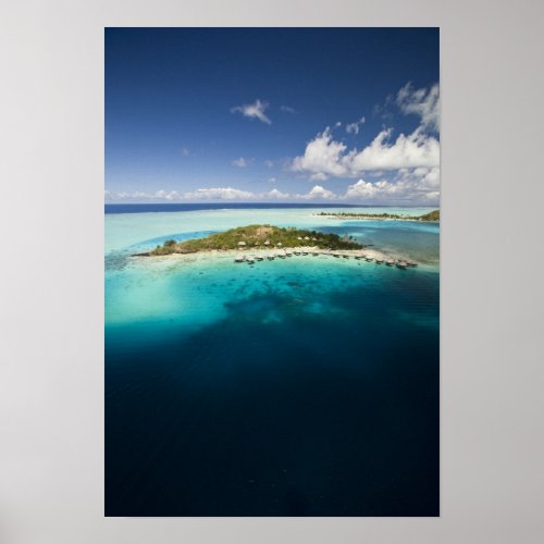 Parasailing over the beautiful lagoon of Bora Poster