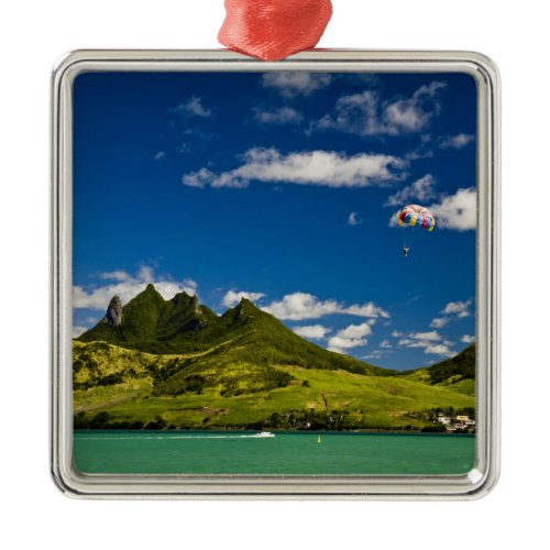 Parasailing within View of impressive Lion Metal Ornament