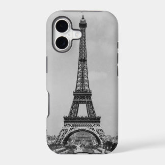 Paris Hull iPhone 17 Case