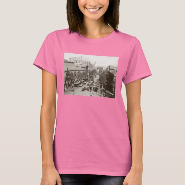 Paris: Les Halles, C1900 T-Shirt (Front)