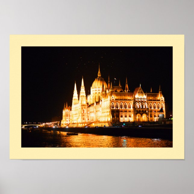 Parliament building in Budapest Poster (Front)