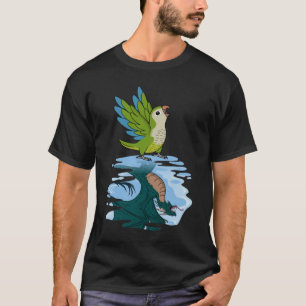 Parrot & Dragon Reflection I Green Monk Parakeet Q T-Shirt