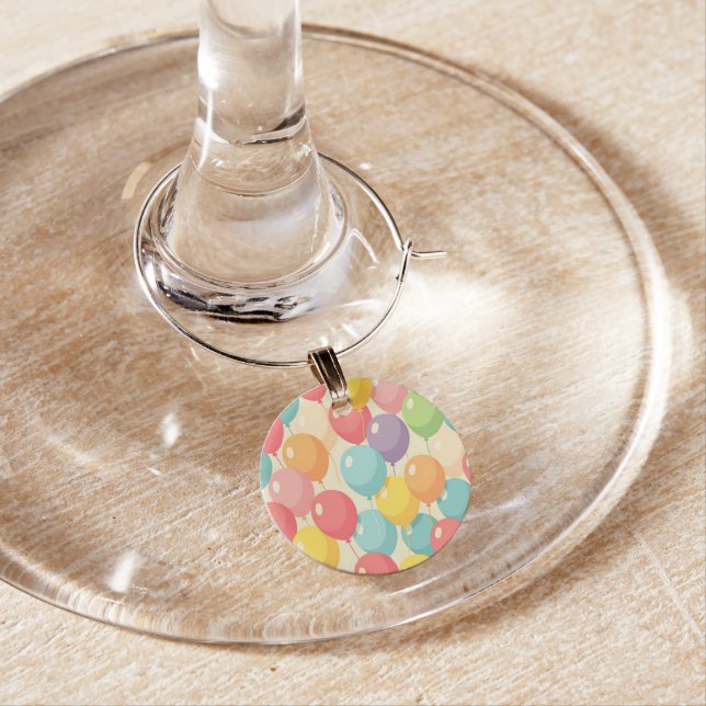 Party balloons in different colors wine charm (In Situ)