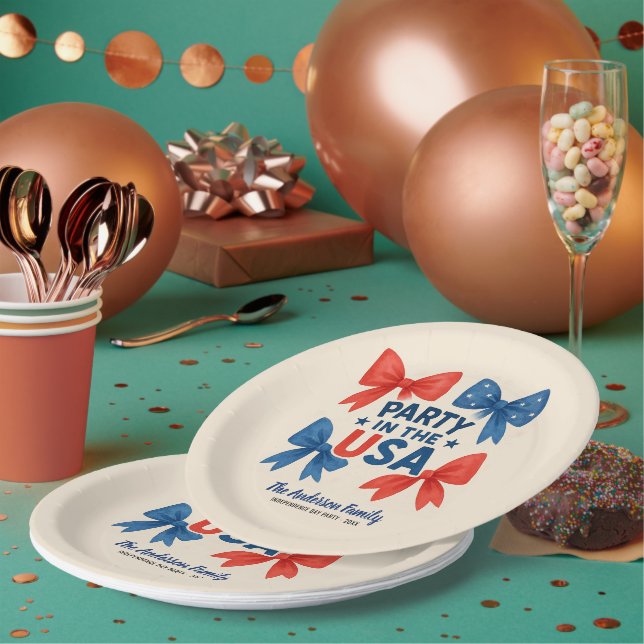 Party in the USA Patriotic 4th of July Custom Paper Plates (Multi)