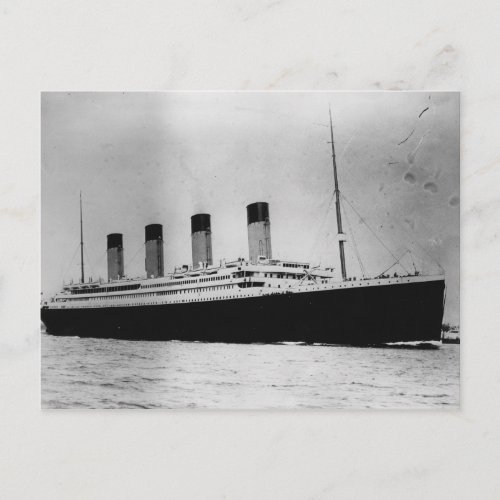 Passenger Liner Steamship RMS Titanic Postcard