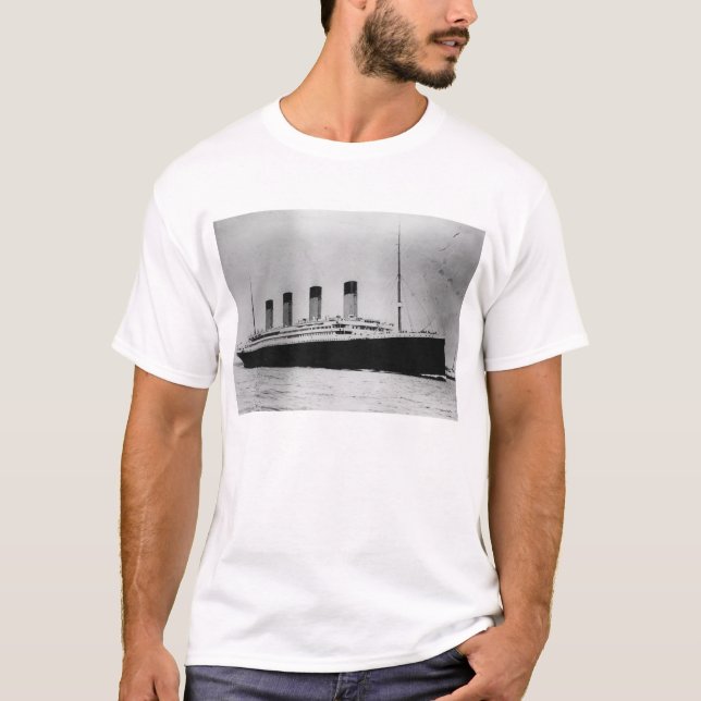 Passenger Liner Steamship RMS Titanic T-Shirt (Front)