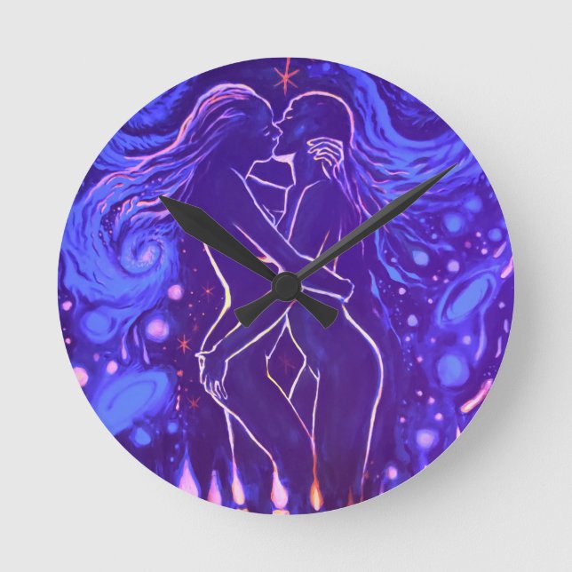 Passionate lesbian kiss  round clock (Front)