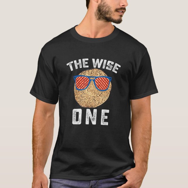 Passover Jewish Pesach Funny Matzo The Wise One Ki T-Shirt (Front)