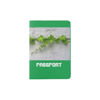 Passport holder Ivy