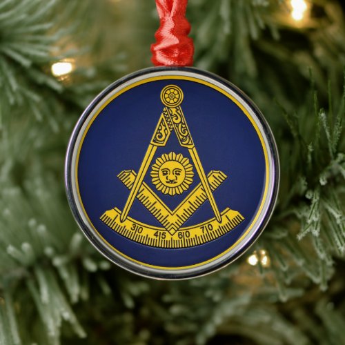 Past Master Freemason Square and Compass Masonic  Metal Ornament