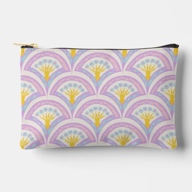 Pastel colored shell pattern accessory pouch (Front)