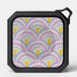 Pastel colored shell pattern bluetooth speaker