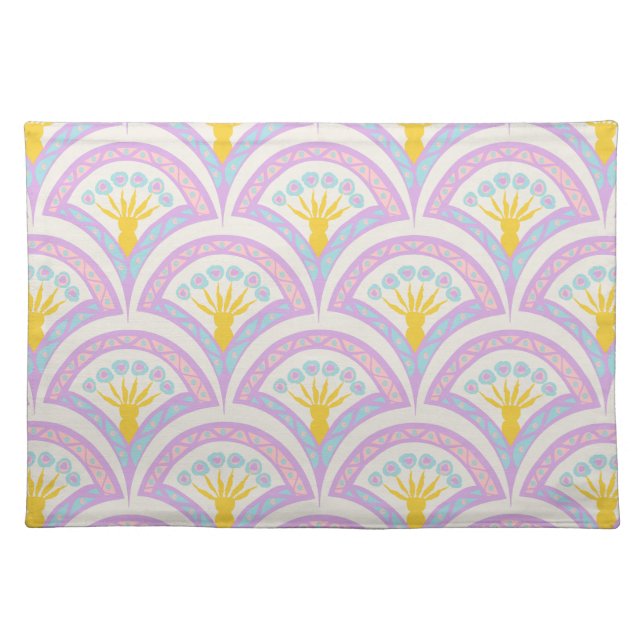 Pastel colored shell pattern cloth placemat (Front)