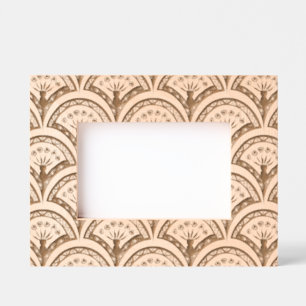 Pastel colored shell pattern engraved frames