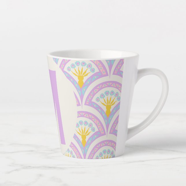Pastel colored shell pattern latte mug (Right)