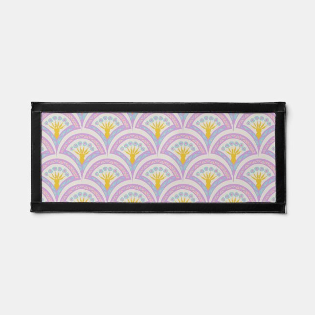 Pastel colored shell pattern pennant (Front)