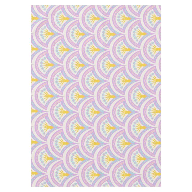 Pastel colored shell pattern tablecloth (Front)