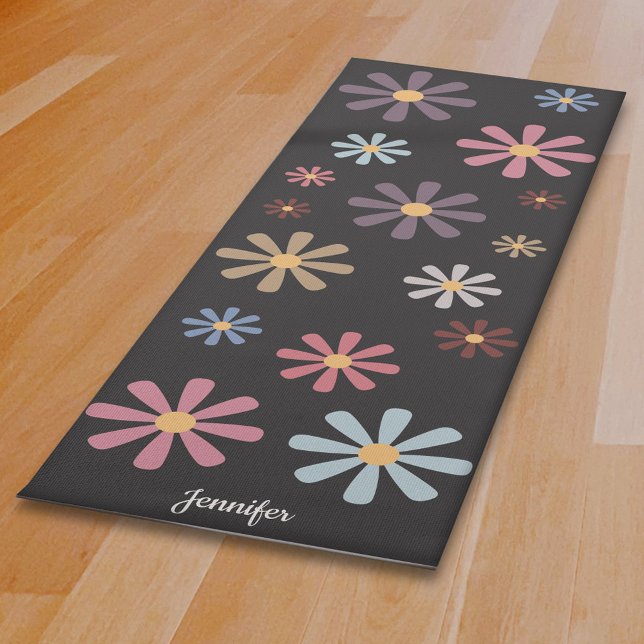 Pastel Flowers Black Yoga Mat (Pastel Flowers Black Yoga Mat)
