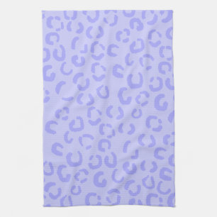 Pastel Lilac Purple Leopard Print Pattern. Towel