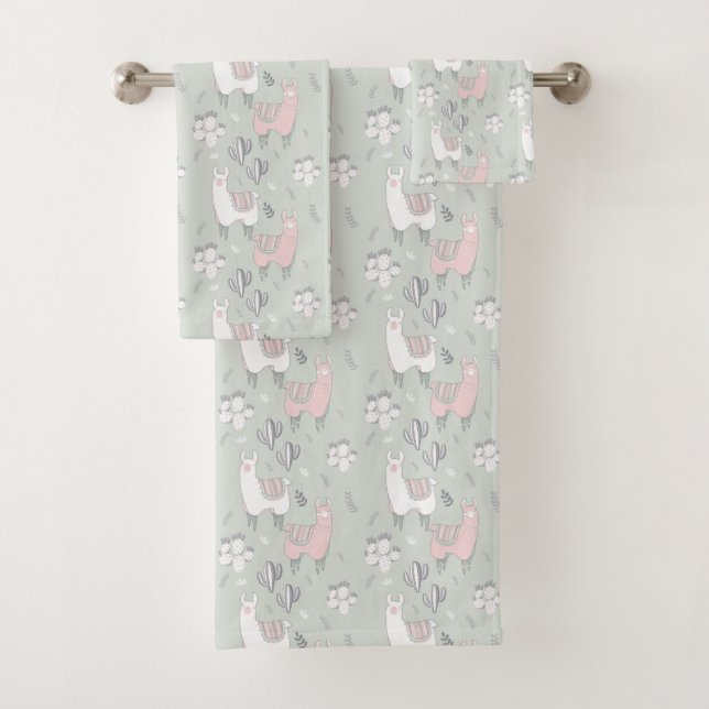 Pastel Llama Pattern Bath Towel Set (Insitu)