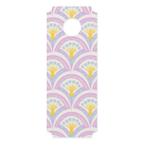 Pastel Scallop Pattern Door Hanger